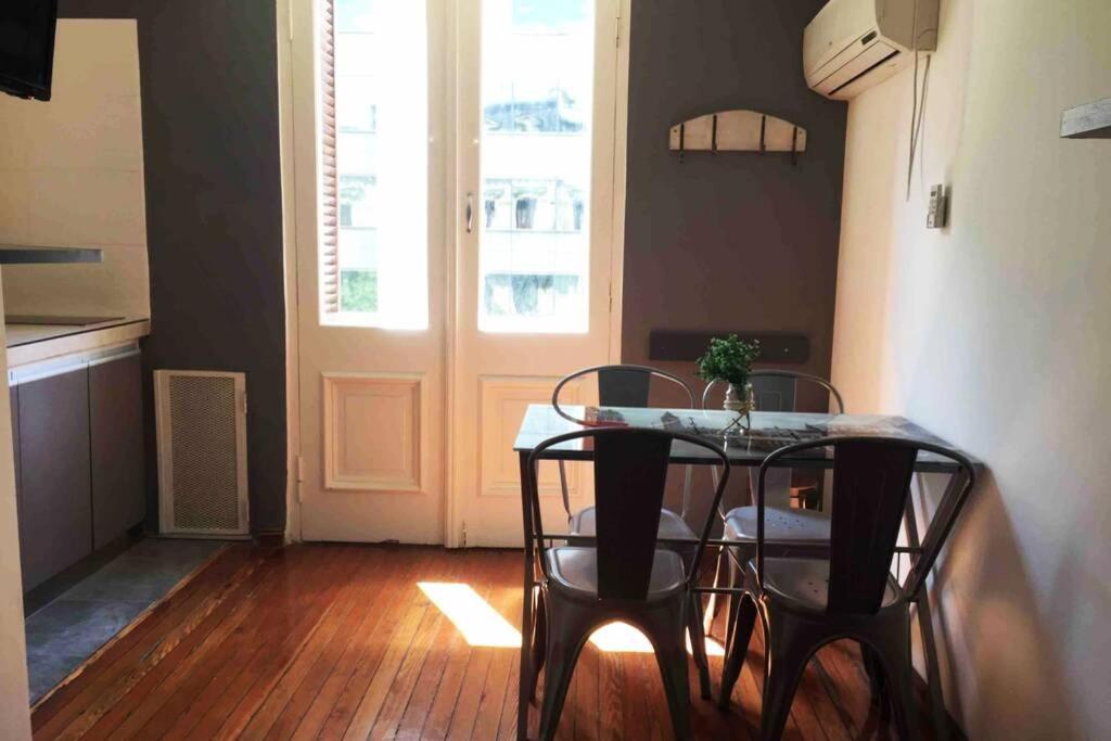 Duplex En Centro Historico Y Turistico Sobre Av De Mayo - Buenos Aires, Buenos Aires